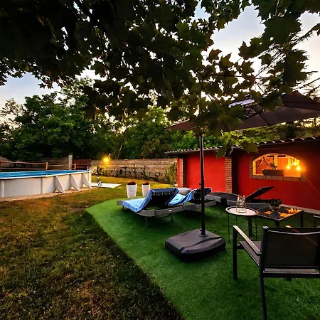 Апартаменты Paradiso Isola d'Asti